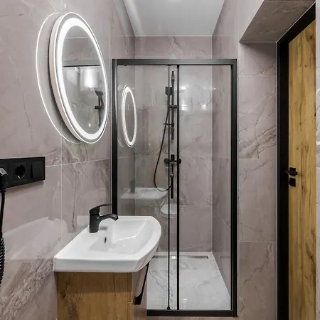 Inshiapartments In Plazma Mall Lägenhet Lviv