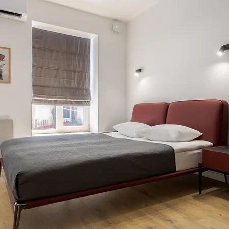 Inshiapartments In Plazma Mall *